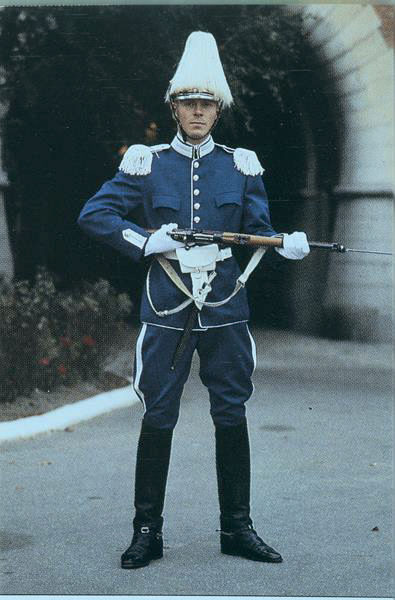 Stor paraddräkt