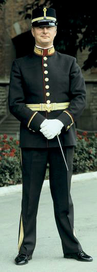 Musikuniform m/93 (röd krage
